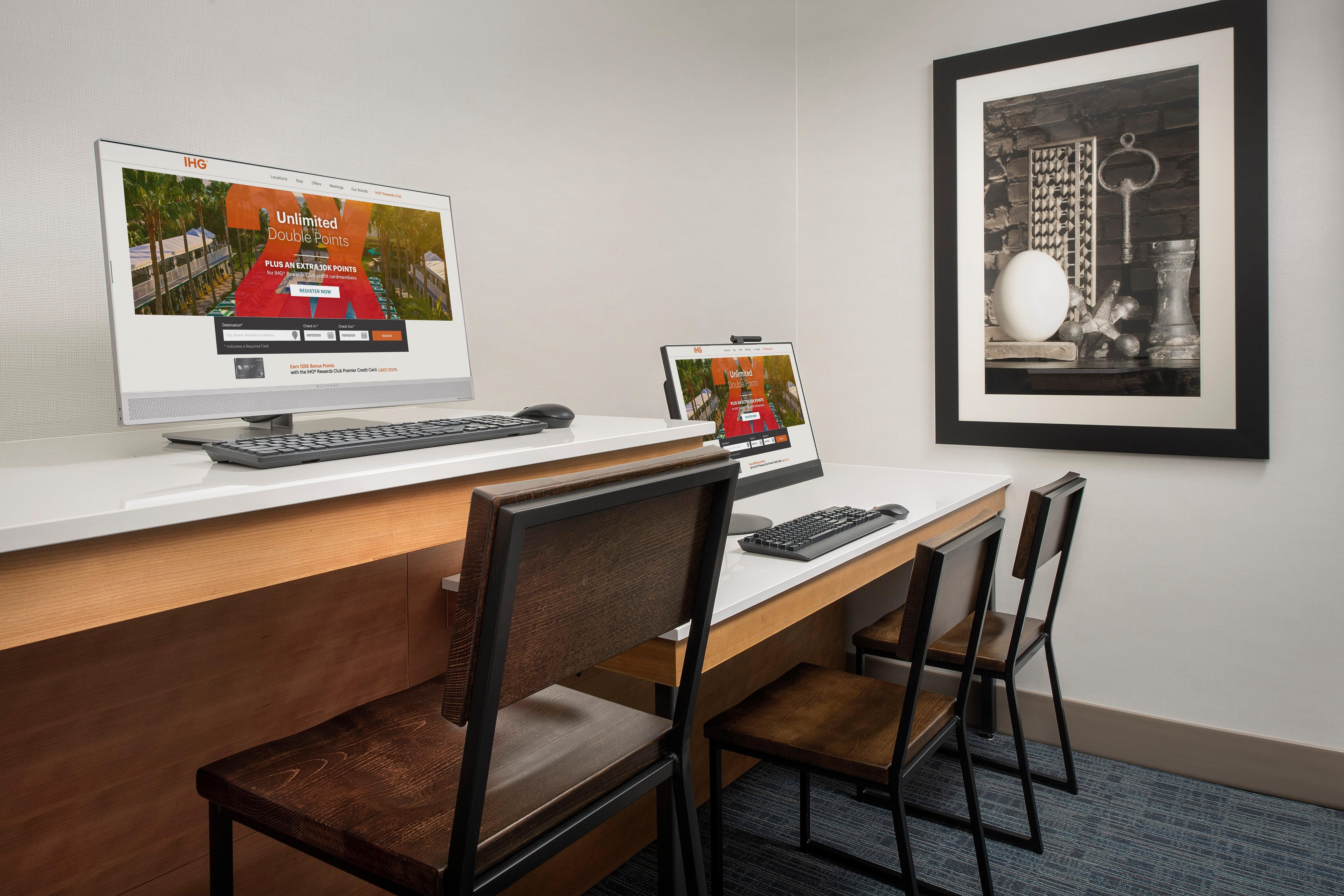Express By Ihg Hotel